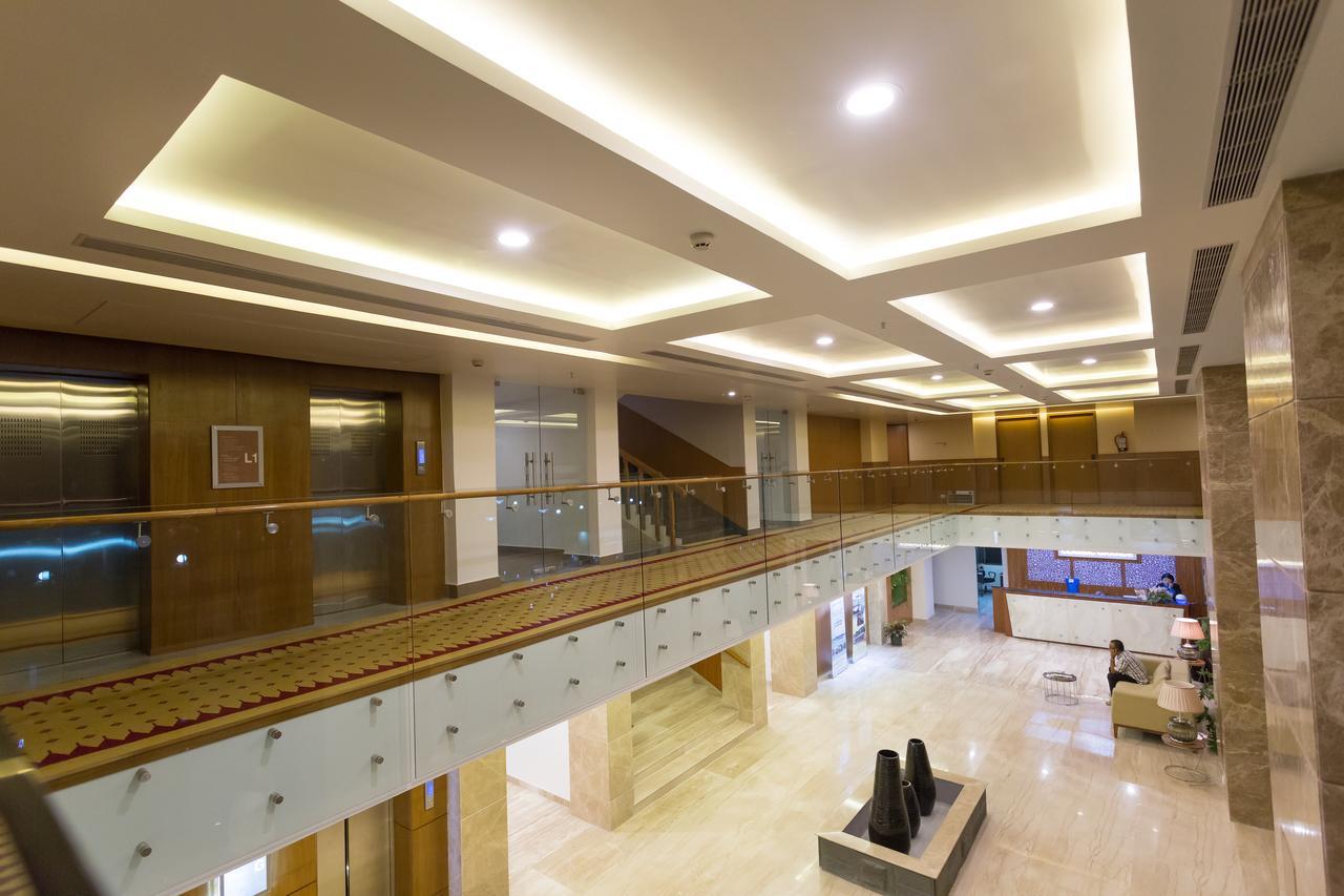 Classic Grande,A Member Of Radisson Imphal Exterior foto